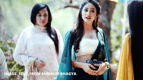 Kumkum Bhagya May Written Update Tanu Asks Pragya To Divorce