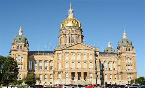 Capitol Building Des Moines Iowa Editorial Stock Image Image Of Dome