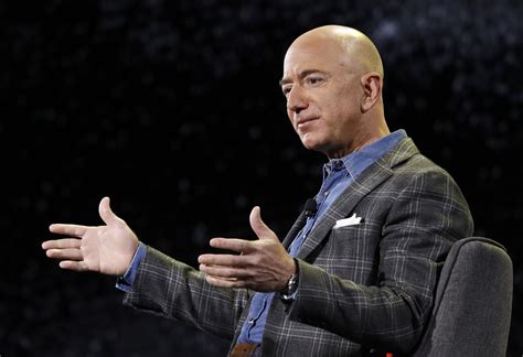 Jeff Bezos Amazon S Founder Will Step Down As Ceo