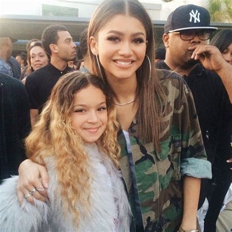 Unfortunately, none of them is active on social media, but they occasionally make appearances on zendaya's accounts. 419 best images about zendaya style on Pinterest | Zendaya photoshoot, Bet awards and Spencer ...