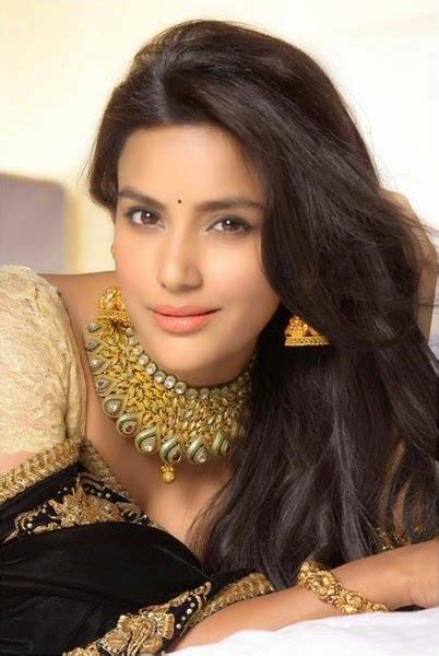 Actress Priya Anand Spicy Cleavages And Navel Show Stills Cine Gallery