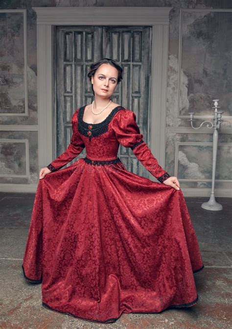Beautiful Medieval Woman In Red Dress Stock Image Image Of Elegance