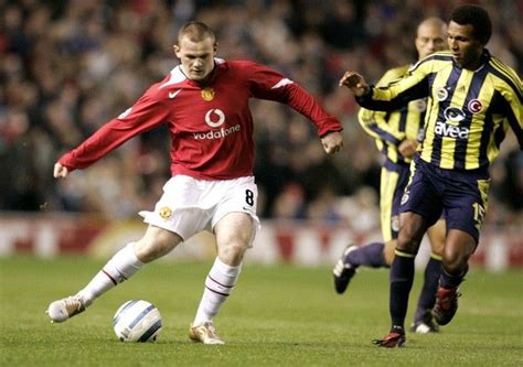 Wayne rooney is one of the most decorated english footballers of all time, record goalscorer for england and manchester united and winner of 12 major club titles including one champions league. Wayne Rooney vs Fenerbahçe en 2020