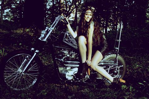 Girl On Chopper Screensaver