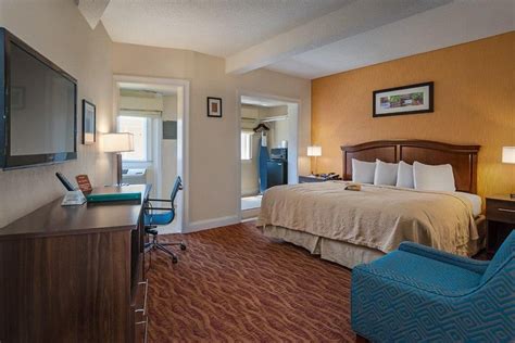 Quality Inn And Suites Middletown Newport Rooms Pictures And Reviews