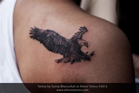 Flying Eagle Tattoo Müthiş Dövmeler Tattoo Dövme Fikirleri