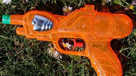 Squirt Gun Mistaken As Real Weapon By Police