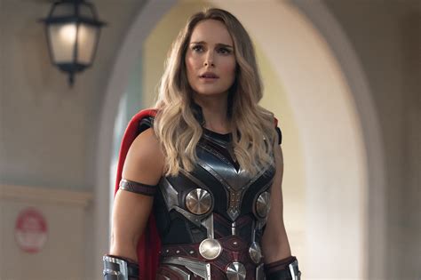 Thor Love And Thunder Ending Explained What Happened To Jane Foster