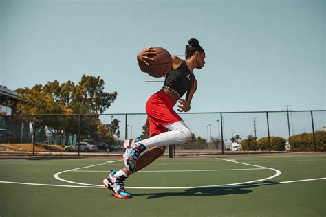 Dribbling Drills To Practise Before You Play Basketball Nike Sg