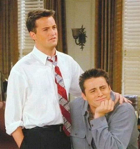 Chandler And Joey Season 2 Friends Tv Show Joey Friends Friends Tv
