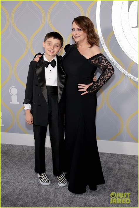 Nominee Rachel Dratch Brings Her Son Eli To Tony Awards Photo Photos Just
