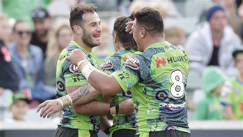 Michael Oldfield And Canberra Raiders Prepare For Major Penrith