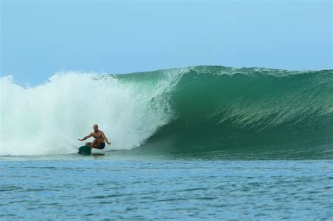 Purdue engineering hosts the largest academic propulsion lab in. The Kandui Surf Resort - SURF REPORT 28th May 2017