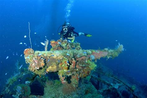 Operation Hailstone Best Shipwrecks To Dive In Truk Lagoon Fly And Sea