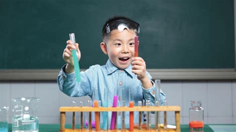 In this video, learn the difference between interesting and interested in and improve your basic english grammar. 4 DIY Ideas to Get Your Kid Interested In Science | ParentMap
