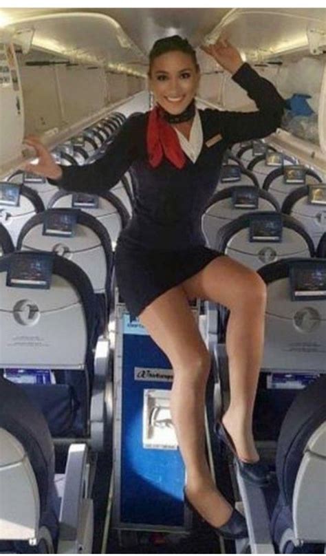 Pin By Monnier On H Tesse Sexy Stewardess Sexy Flight Attendant Stewardess