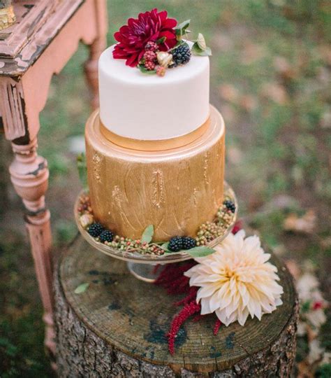 Incredible Fall Wedding Cakes That Wow Deer Pearl Flowers