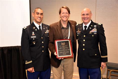 usarec office of the command psychologist receives uhlaner award for excellence article the