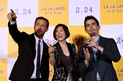 Ryan Gosling Promotes La La Land In Japan As Reaction Comes In To His