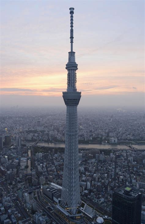 Here's a chart of the tallest buildings in the world, with statistics for nearly 200 skyscrapers. Tokyo Skytree: World's Tallest Tower and Japan's New ...