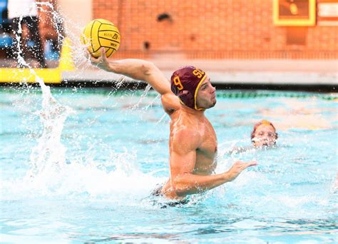 Mens Water Polo Falls In Mpsf Tournament Daily Trojan