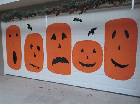 Astounding 55 Awesome Door Halloween Decoration Ideas For 2017
