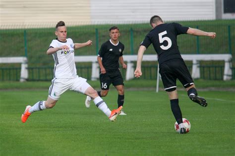 Nie ma jeszcze 18 lat, a już jest podstawowym graczem pogoni szczecin. Legia.Net - Legia Warszawa - U-17: Powołania dla ...