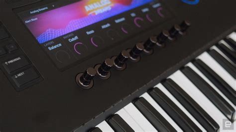 Kontrol S Series Mk3 Hands On A High End Midi Keyboard For The Native