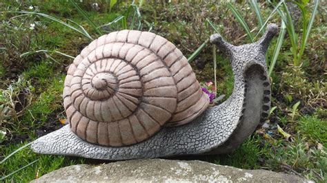 Ornate cast iron grape leaf vine 2 person garden yard bench. Details about SNAIL Hand Cast Stone Garden Ornament Gift ...