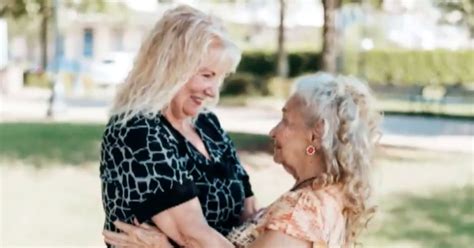 90 Year Old Mom Finally Meets Daughter She Placed For Adoption 70 Years Ago Huffpost Life
