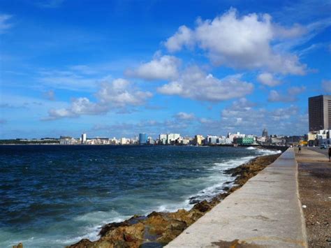 The Havana Seawall Photo Of The Day Havana Times