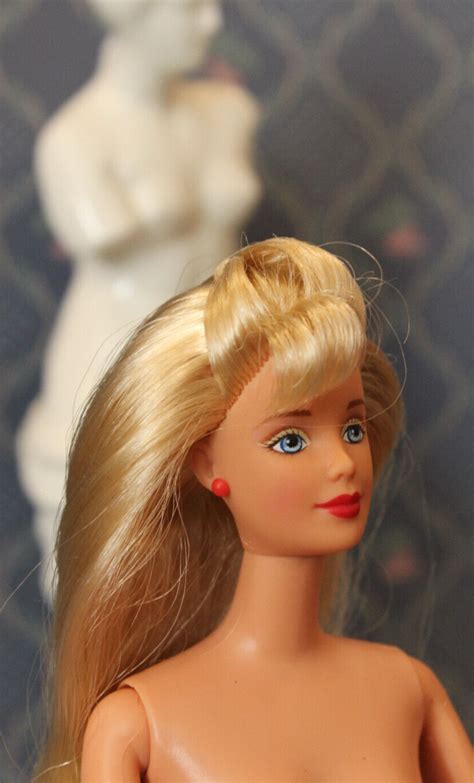 Champagne Blonde Nude Barbie Wavy Halfup Hair Doll Tnt Sky Blue Eyes