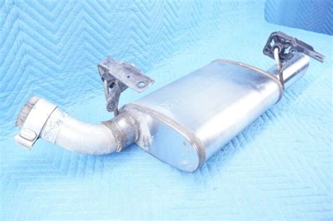 Ford Mustang 46l At Rear Muffler W Exhaust Tip And Hangers 2005 2006