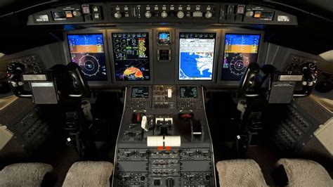 Bombardier Challenger Flight Deck Cockpit Flight Deck Lockheed