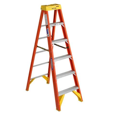 Werner 6 Ft Fiberglass Step Ladder 10 Ft Reach Height 300 Lbs