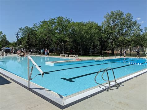 Reginas Maple Leaf Pool Hosts Grand Reopening Play
