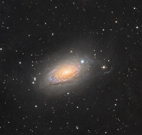 M63 Sunflower Galaxy Astroveto