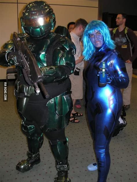 Halo Cosplaying At Its Finest Cortana Cosplay Halo Cosplay Nerd Girl