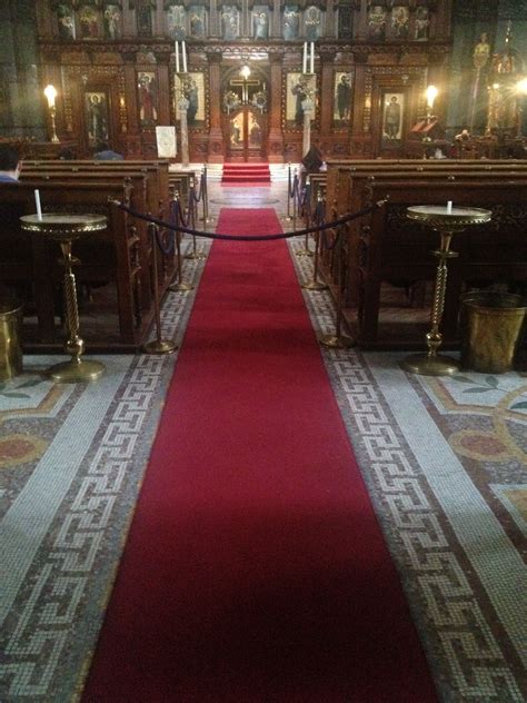 The Red Carpet Aisle Aisle Red Carpet Wedding Venues Sidewalk
