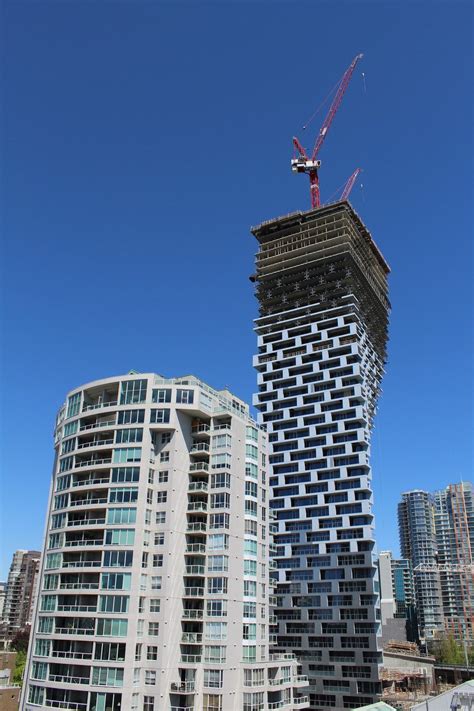 Vancouver House Tower Construction Nears Final Floor Urbanyvr