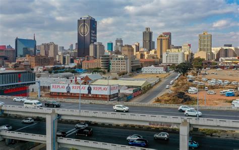 M1 Double Decker Freeway Johannesburg Billboard Finder