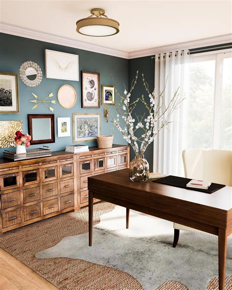 10 Small Office Decorating Ideas