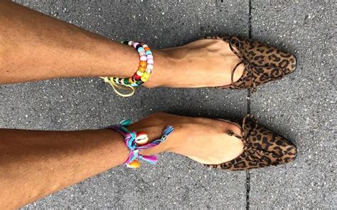 Sur Instagram Des Hashtags Célèbrent Les Jambes Poilues Des Femmes