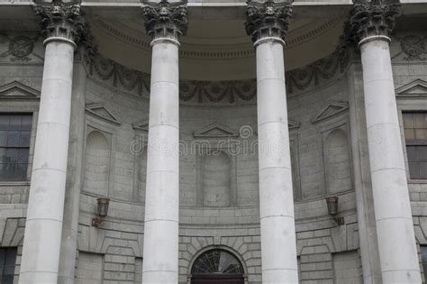 Four Courts Building Dublin Stock Image Image Of Four Europe 191708075