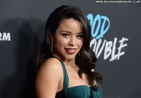 Nude Celebrity Cierra Ramirez Pictures And Videos Archives Shameless