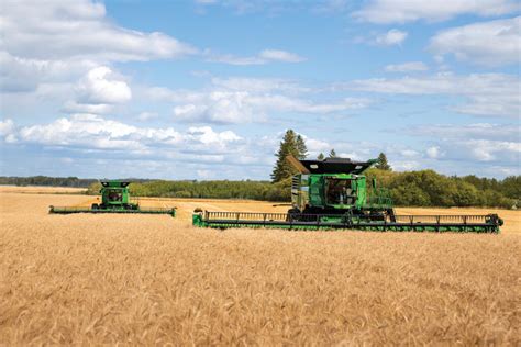 John Deere Adds The X9 1000 And The X9 1100 To Its Harvesting Lineup