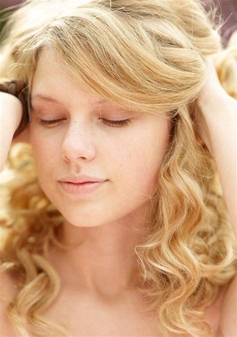 Taylor Swift No Makeup Look Will Confuse You Wittyduck