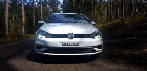 With a turbocharged engine and sleek design, the golf is truly a modern hatchback. Auto Review: 2018 Volkswagen Golf 110 TSI Trendline