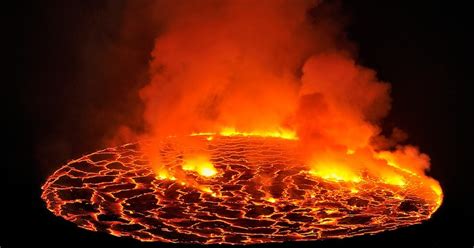 Lava Lakes: The Exposed Guts of Volcanoes | Amusing Planet