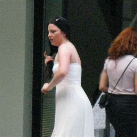 Pin By Amanda Blackhearted On Amy Lee Ev Wedding Dresses Amy Lee